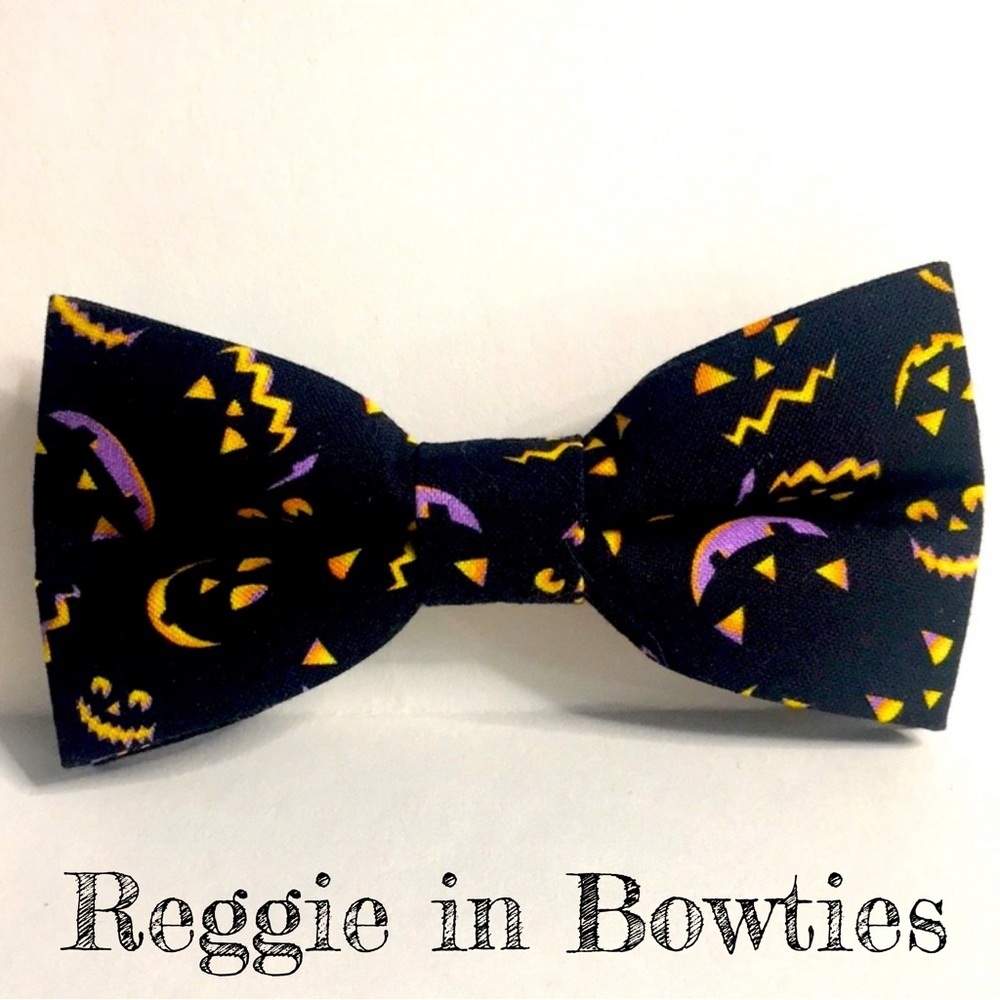 Pet Bowtie Halloween Jack O’Lanterns